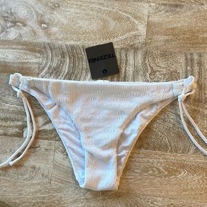 NWT Tezenis bikini bottom
